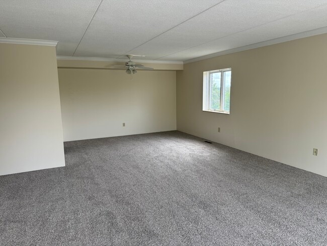 Building Photo - Lincoln Tower Apartments