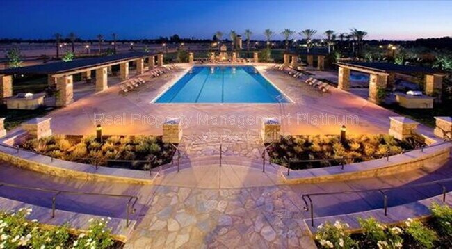 Building Photo - 3623 Etchings Way