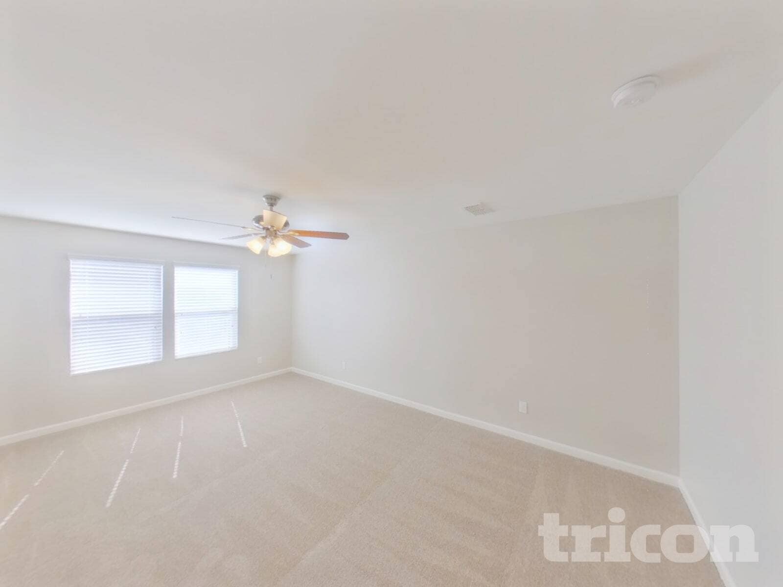 Building Photo - 2541 Miranda Dr