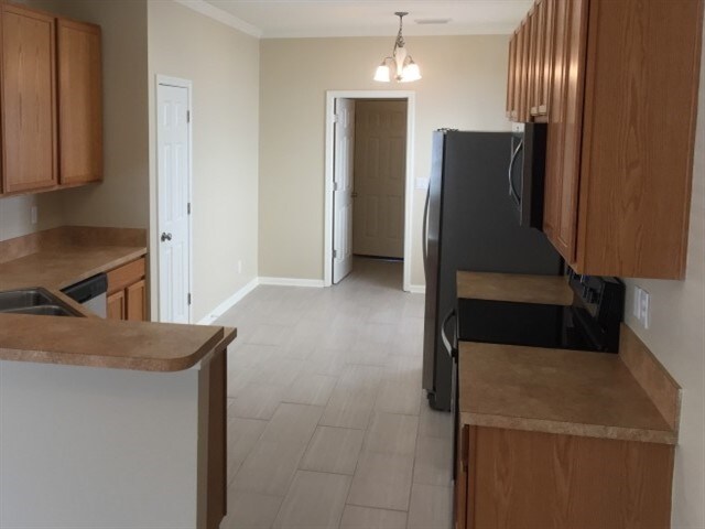 Building Photo - 3631 Silver Bluff Blvd