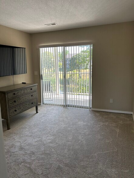 Building Photo - 34 Golfshores Dr