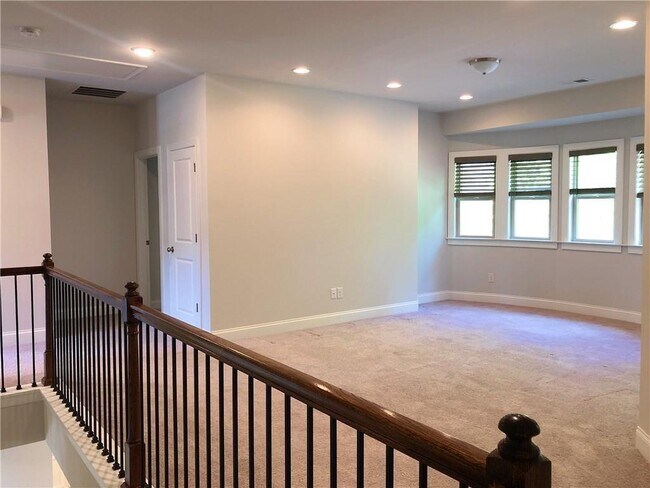 Building Photo - 2691 River Cane Wy