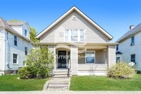 Building Photo - 2635 2nd St NW