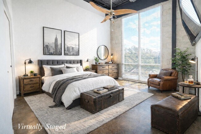 Building Photo - 420 N Adams St