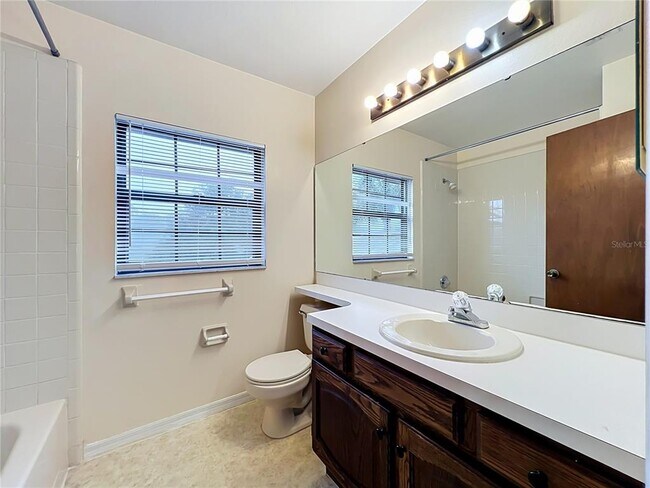 Building Photo - 4119 Waterview Loop