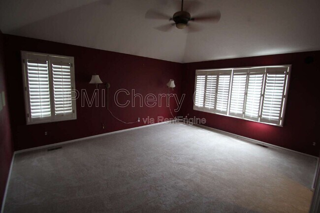 Building Photo - 7489 Bur Oak Pl