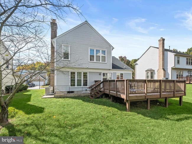 Building Photo - 8806 Admiral Dr