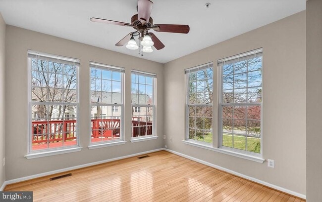 Building Photo - 2133 Bexley Dr