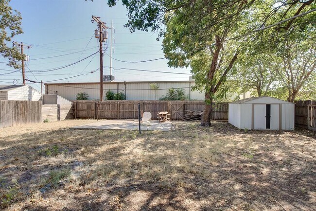 Building Photo - 4603 33rd St