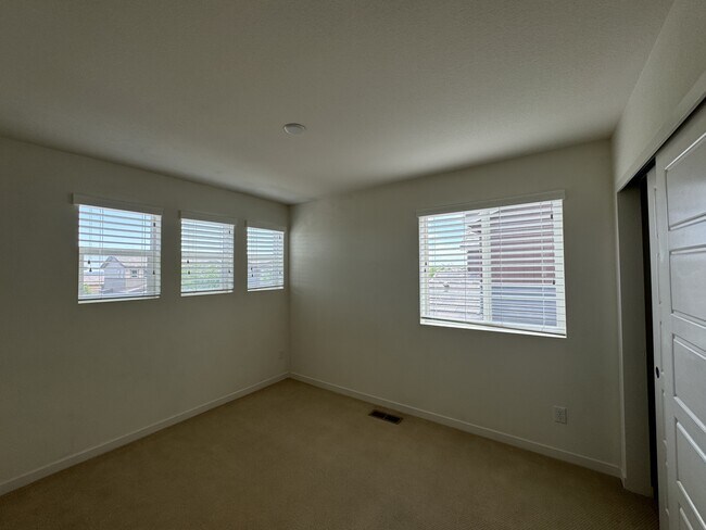 Building Photo - 10930 Touchstone Loop