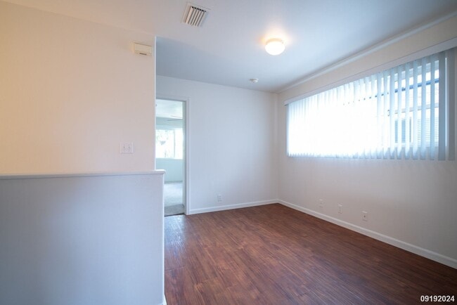 Building Photo - 4 br/2.5 ba Ewa Gentry Tuscany II, Schedul...
