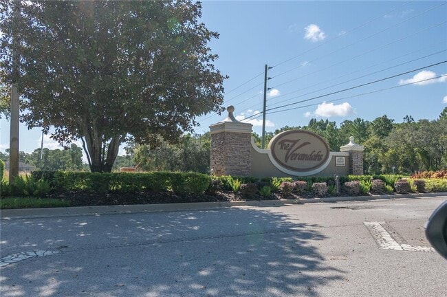 Building Photo - 12009 Greengate Dr