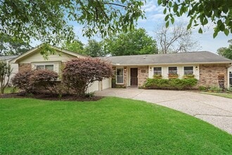 Building Photo - 10710 Overbrook Ln