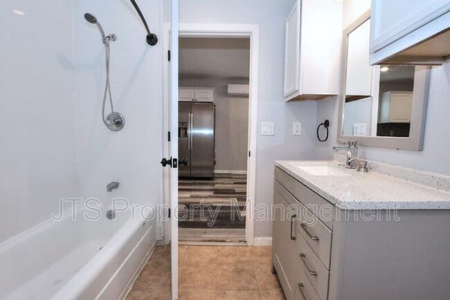 Building Photo - 3808 38th St