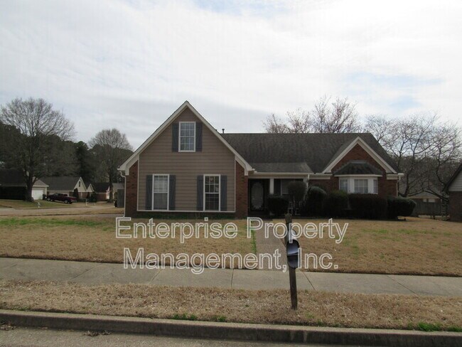 Building Photo - 7037 Meadowlands Pl