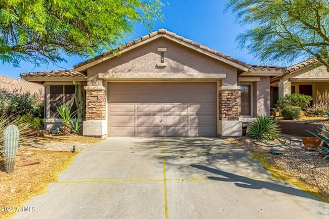 Great location - 43220 N Outer Bank Dr