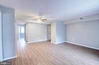 Building Photo - 1599 N East St