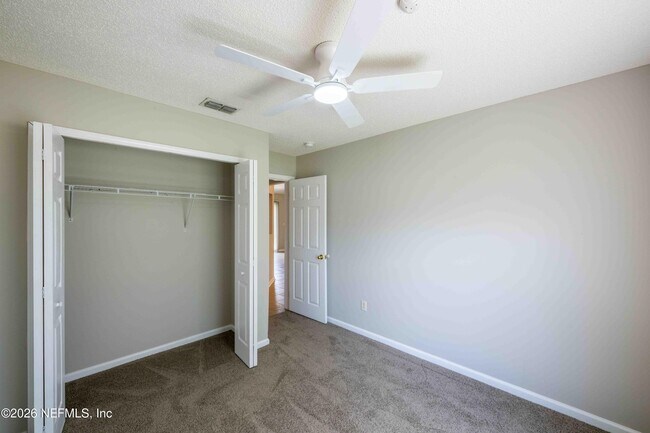 Building Photo - 570 Manship Dr