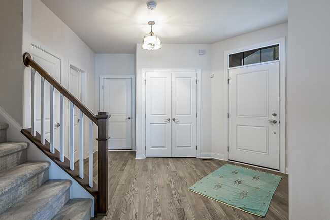 Building Photo - 3075 N Spurway Dr
