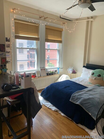 Building Photo - 108 Myrtle St