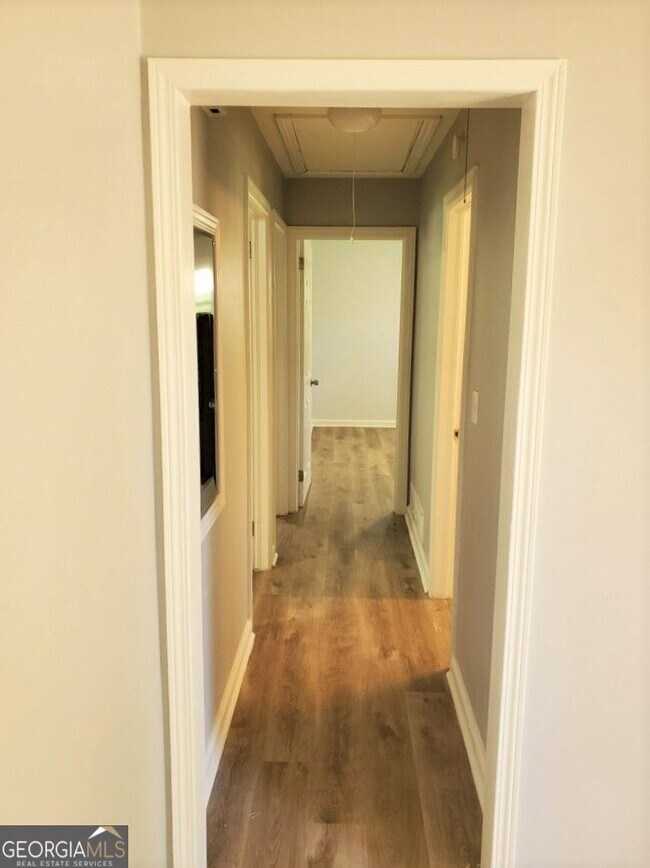 Building Photo - 4867 Flint Hill Rd SW