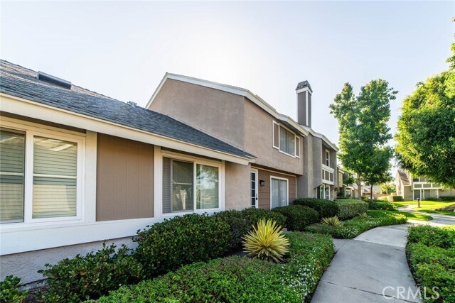 Building Photo - 24 Elderglen