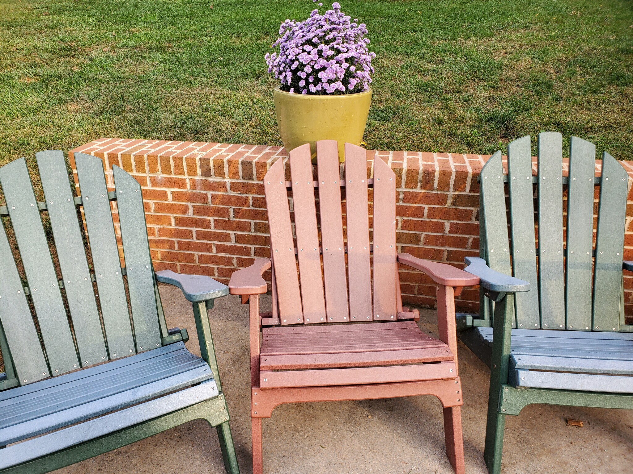 Bring your chairs and sit on the basketball court to watch the festivities - 621 Broadview Dr