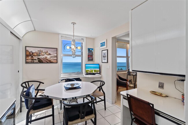 Building Photo - 1920 S Ocean Dr