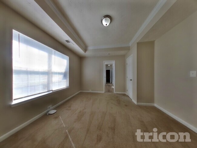 Building Photo - 6844 Bridgewood Dr