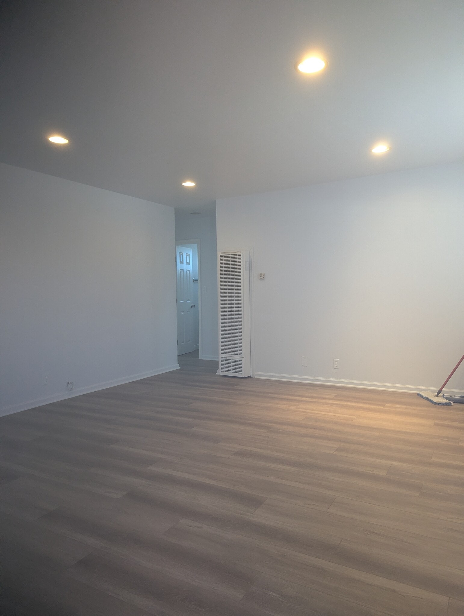 Building Photo - 1428 S F St