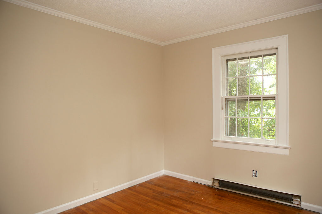 Building Photo - 1806 Walker Ave