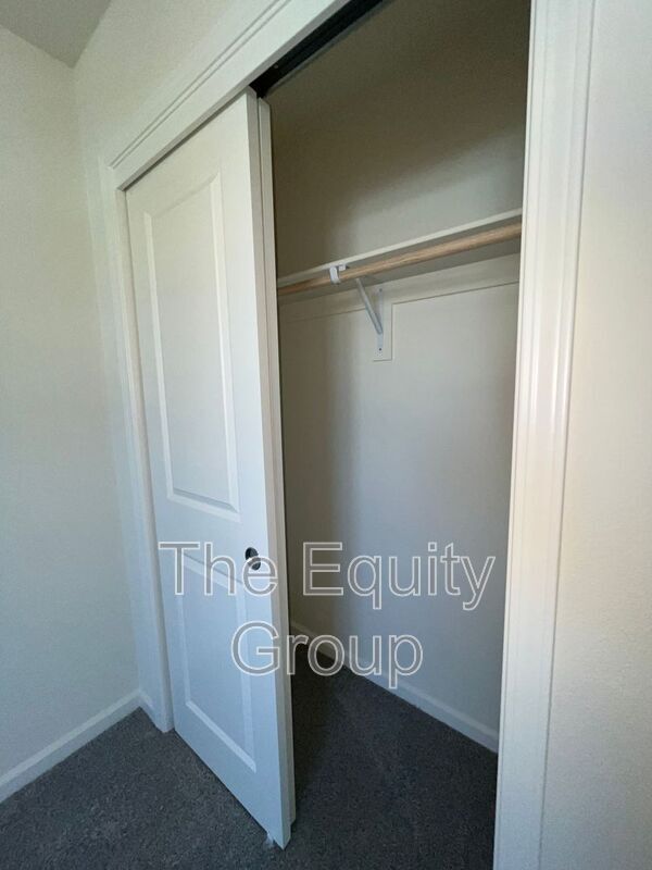 Building Photo - 7031 W Wren Ave