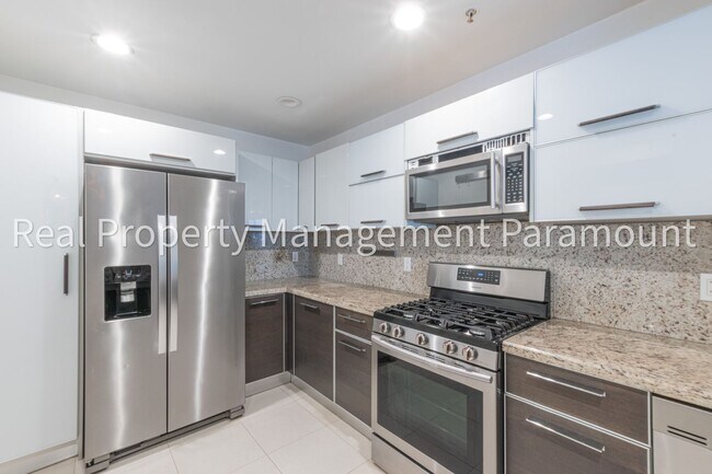 Building Photo - me 3-Bedroom Condo for Rent – Spacious, Modern & Centrally Located!