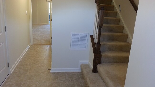 Building Photo - 45986 Iron Oak Terrace