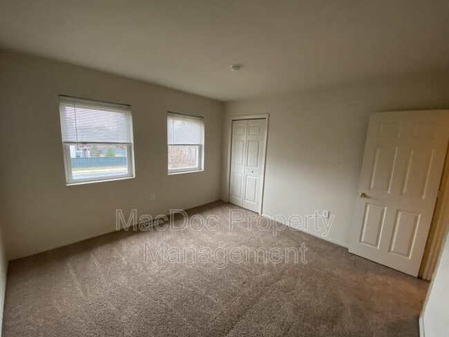 Building Photo - 729 Anvil Rd