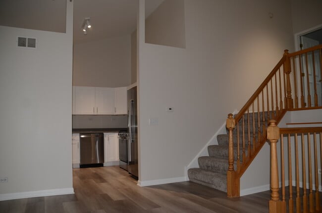 Building Photo - 8012 Sierra Woods Ln