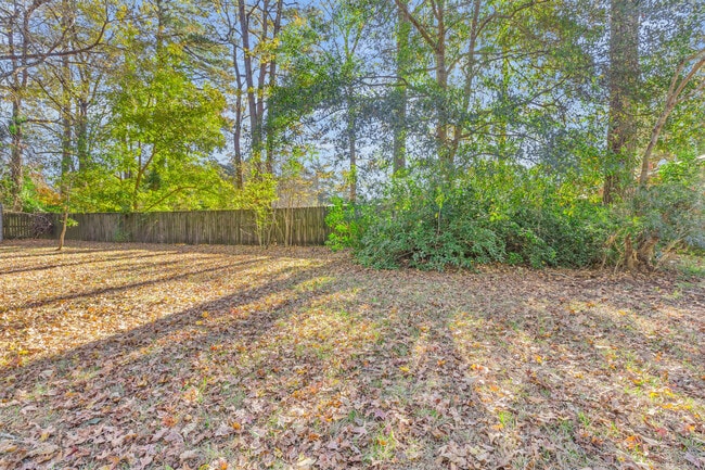 Building Photo - 3504 Powell St