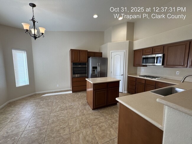 Building Photo - 4 Bedroom Single Story in Southern Highlands COMING SOON