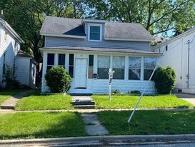 Building Photo - 315 Julian St