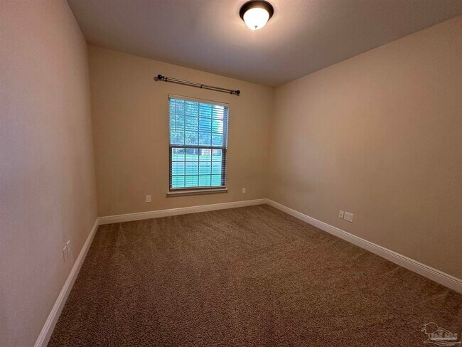 Building Photo - 8864 Spider Lily Way
