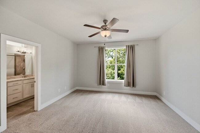 Building Photo - East Nashville Dream Rental