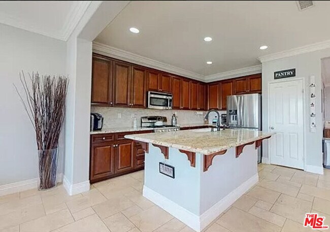 Building Photo - 19320 Carranza Ln