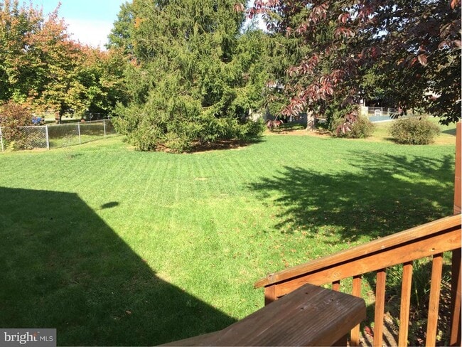 Building Photo - 110 Beech Ln