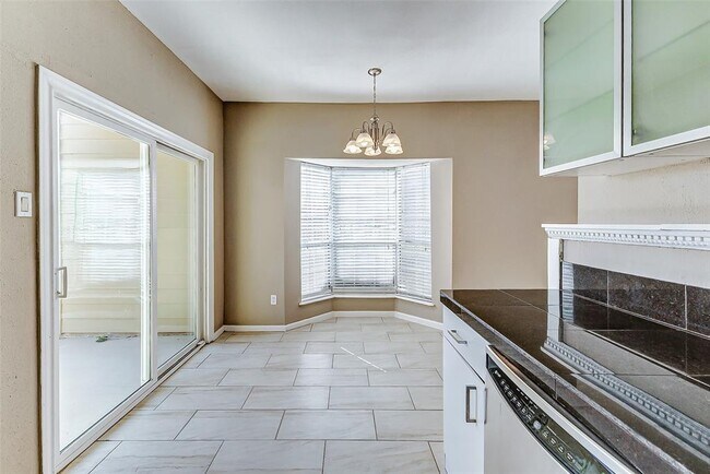 Building Photo - 1515 Sandy Springs Rd
