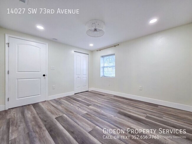 Building Photo - 14027 SW 73rd Ave