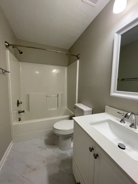 Building Photo - 4463 Belair Dr