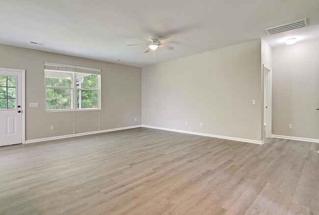 Building Photo - 1861 Cornsilk Dr