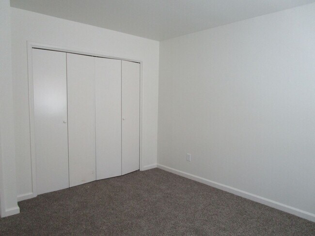 Building Photo - Thank you for your interest in our properties. Use the link below to view our properties and appl...