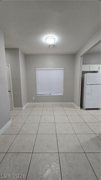 Building Photo - 1614 White Skies Ct