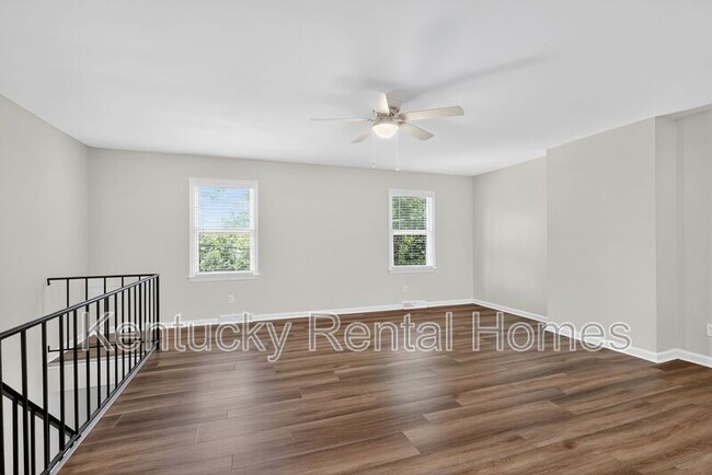 Building Photo - 3335 Wood Valley Ct